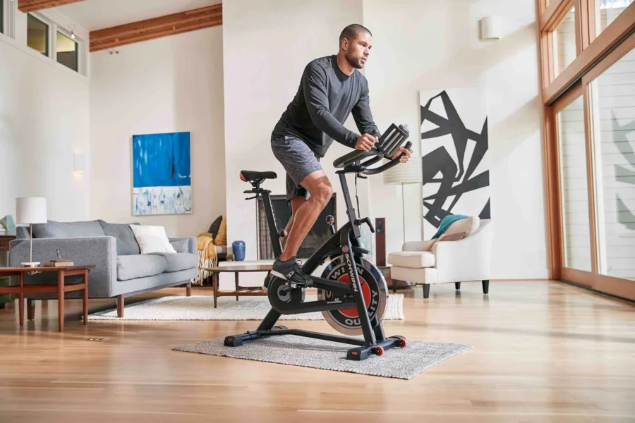 Copy of SCH IC3 L 3 4 FRONT MALE 02