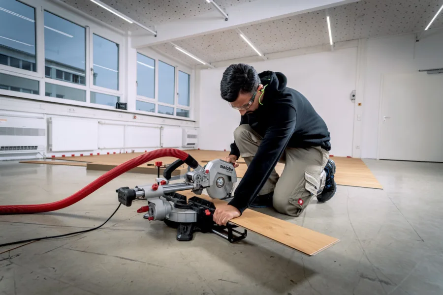 Kapp-/Gehrungssäge KGS 216 M