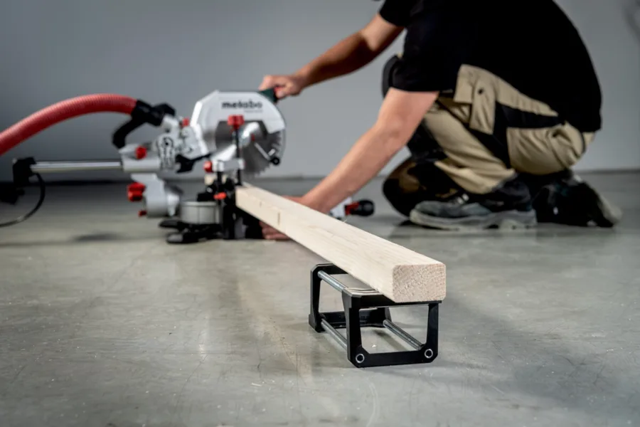 Kapp-/Gehrungssäge KGS 216 M