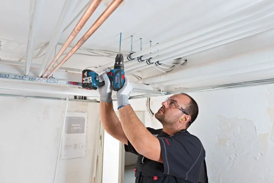 Akku-Schlagbohrschrauber GSB 18V-28 Proffessional